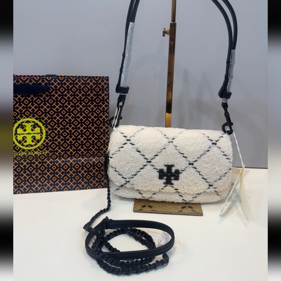 Tory Burch Britten Quilted Boucle Convertible Crossbody/ BNWT - Picture 1 of 7